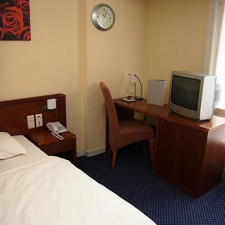 Royal Hotel