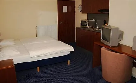 Royal Hotel